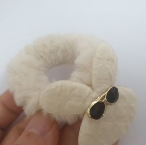 hair band,baby,white